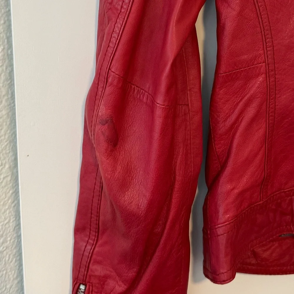 Black Rivet Vibrant Red Jacket - Picture 5 of 7